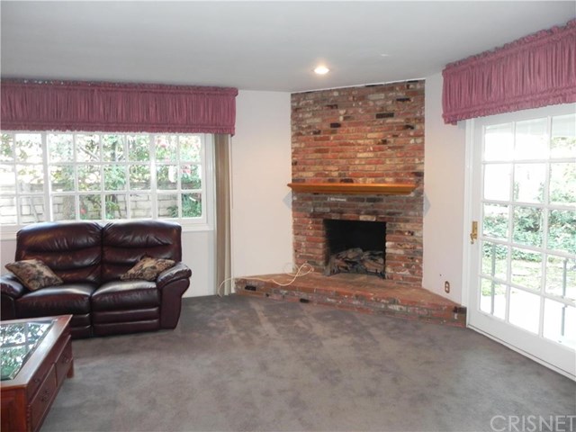 11344 Danube Avenue, Granada Hills, CA 91344