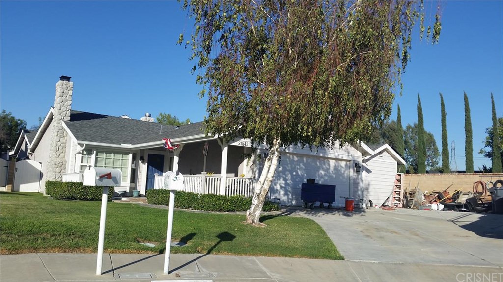 21543 Gaff Court, Saugus, CA 91350