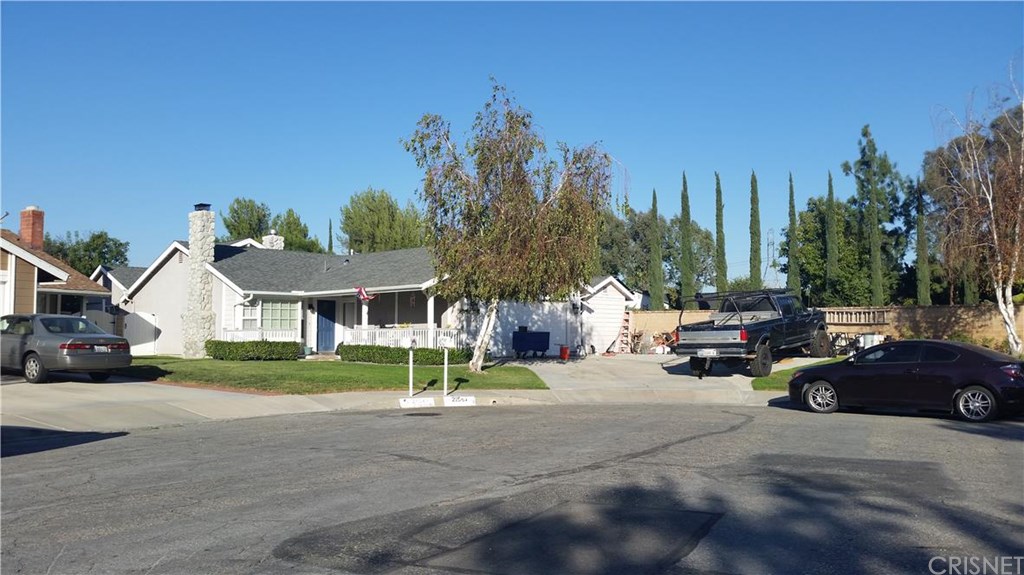 21543 Gaff Court, Saugus, CA 91350