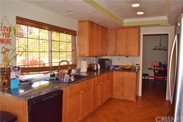20832 Benz Road, Saugus, CA 91350
