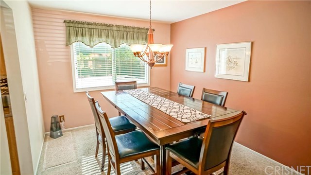 27576 Saffron Lane, Saugus, CA 91350