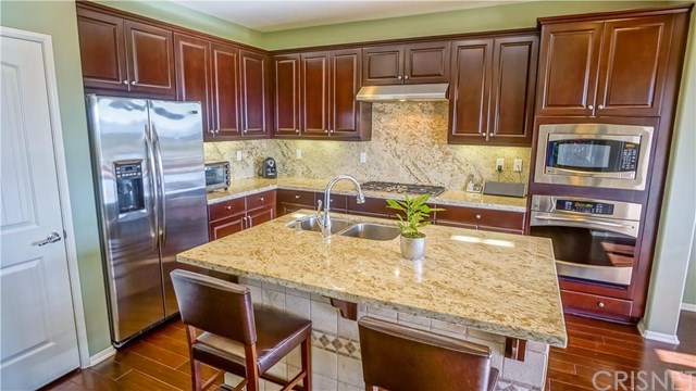 19134 Graham Lane, Saugus, CA 91350