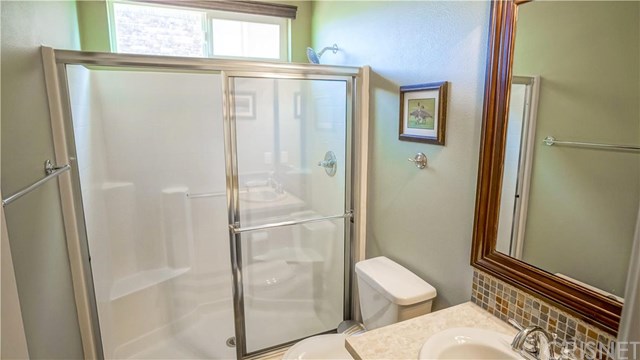 19134 Graham Lane, Saugus, CA 91350