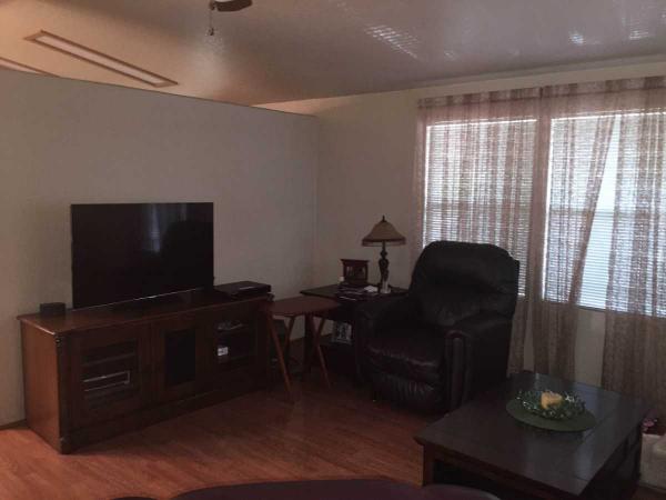 Cordova Mobile Estates 27361 Sierra Hwy space 1Canyon Country, CA 91351