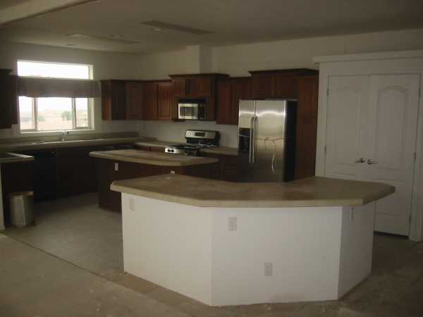 27578 Sierra Hwy