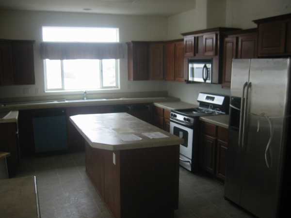 27578 Sierra Hwy