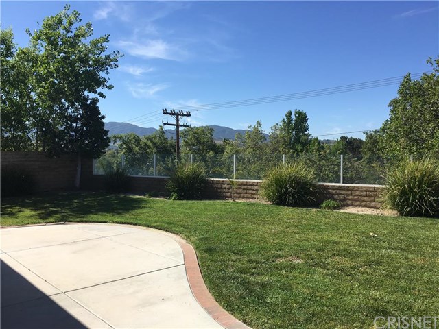 19012 Saddleback Ridge Road, Canyon Country, CA 91351