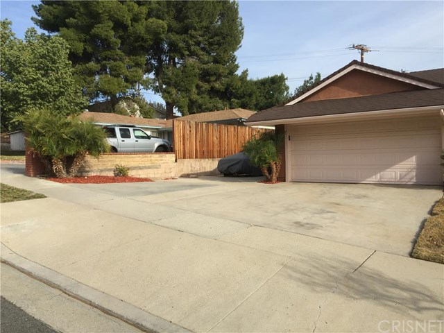 27858 Rosamond Drive, Canyon Country, CA 91351