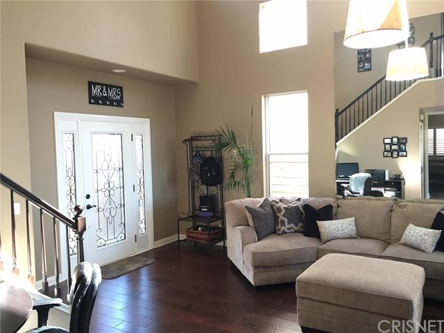 27537 Woodfield Place, Valencia, CA 91354