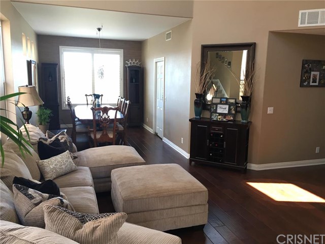 27537 Woodfield Place, Valencia, CA 91354