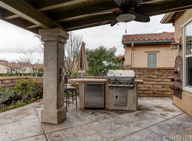 23811 Tamarac Court, Valencia, CA 91354