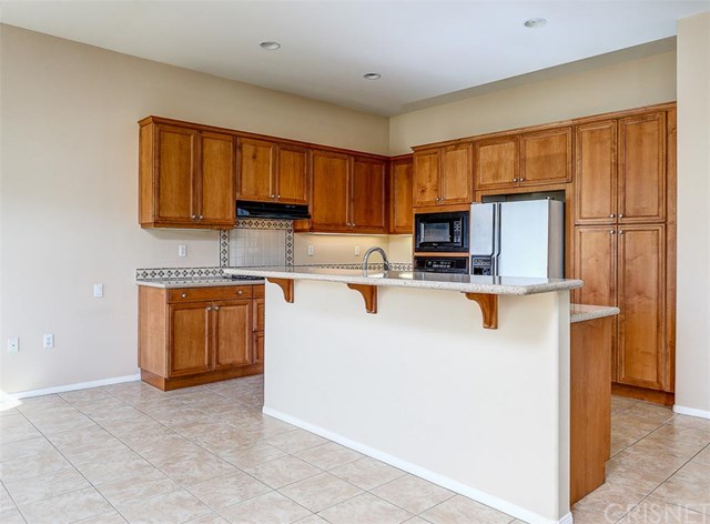 23761 Forest View Court, Valencia, CA 91354