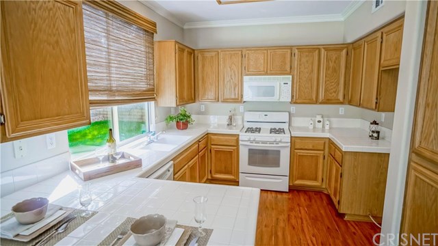 27858 Skycrest Circle, Valencia, CA 91354