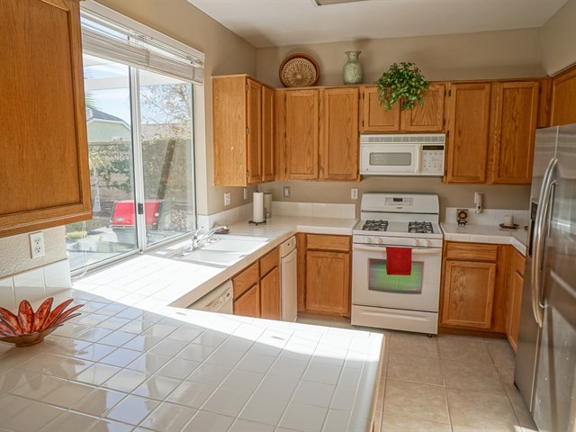 23844 ROBINDALE PL, Valencia, United States 91354