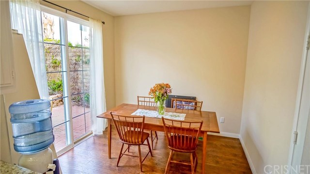 23301 Anacapa Lane, Valencia, CA 91354