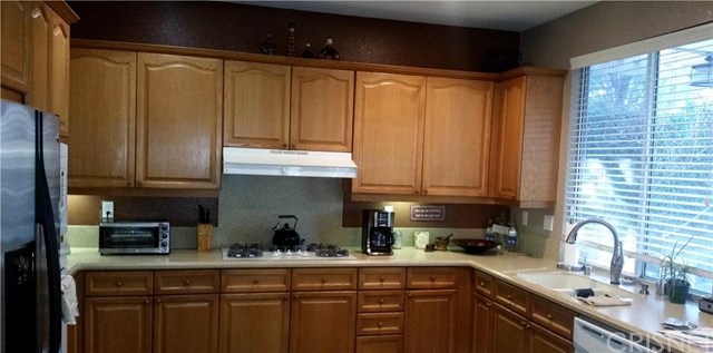 27849 Amberwood Lane, Valencia, CA 91354