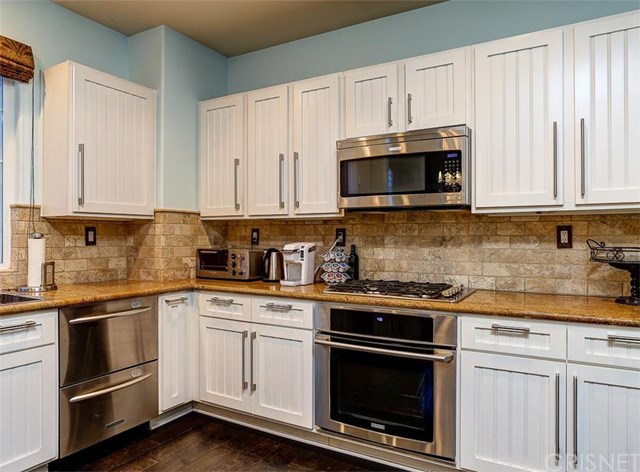 27007 San Ysidro Avenue, Valencia, CA 91355