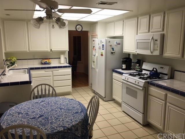 25668 Maravilla Court, Valencia, CA 91355