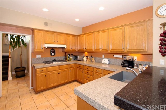 24614 AVIGNON, Valencia, CA 91355