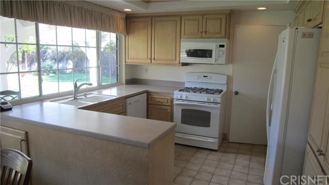 25082 Avenida Rotella, Valencia, CA 91355