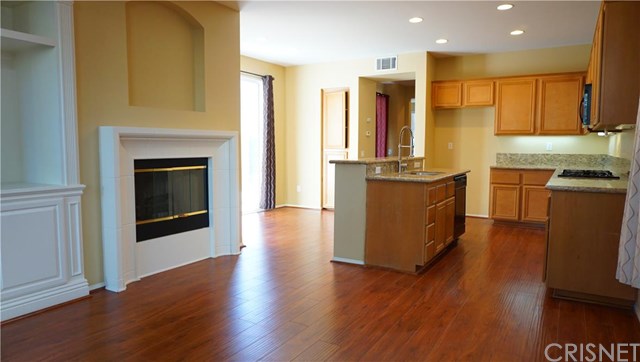 23213 Brooke Lane, Valencia, CA 91355