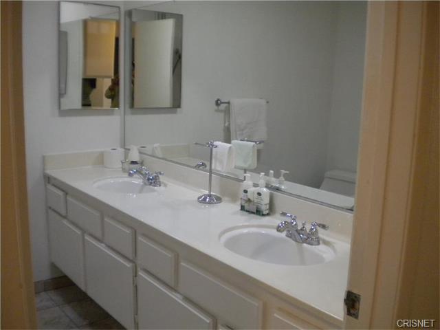 23608 GRAVINO RD, Valencia, United States 91355