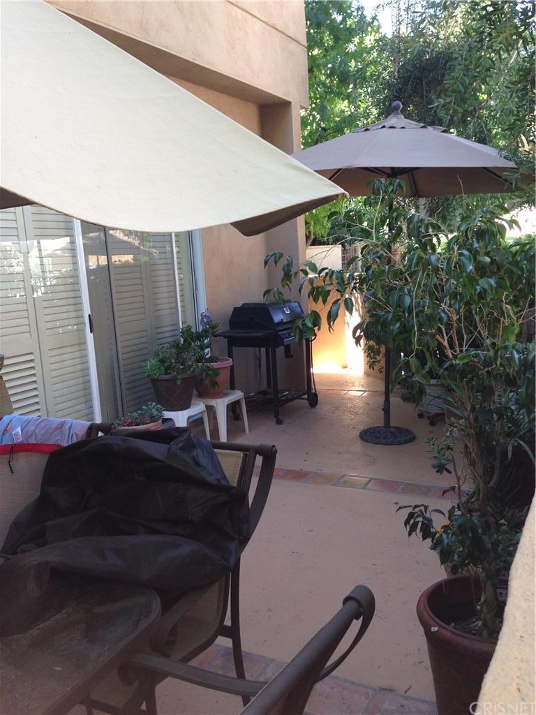 18730 Hatteras Street, Tarzana, CA 91356