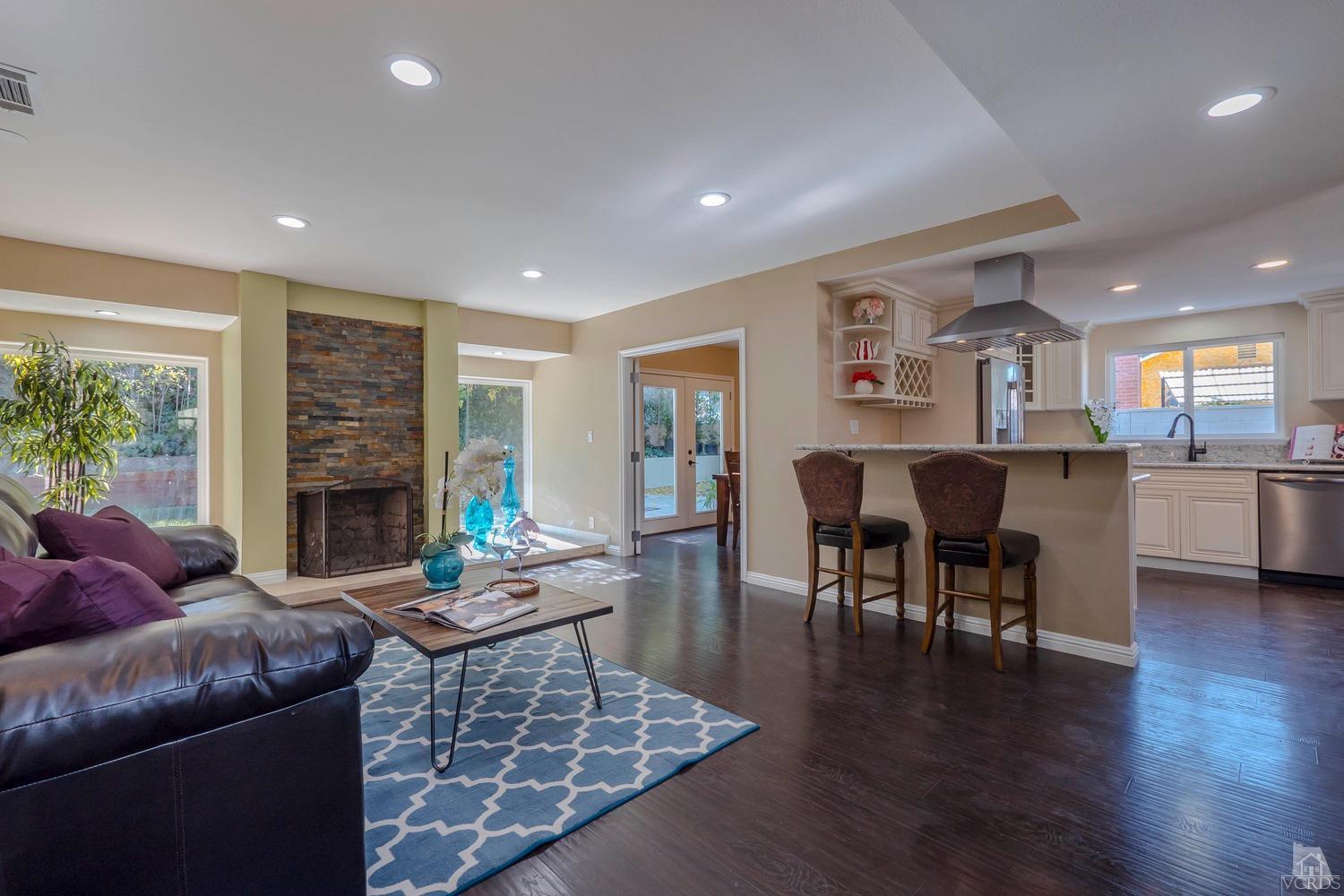 208 Tennyson Street, Thousand Oaks, CA 91360