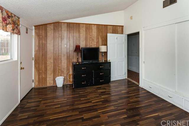 1255 Coventry Drive, Thousand Oaks, CA 91360