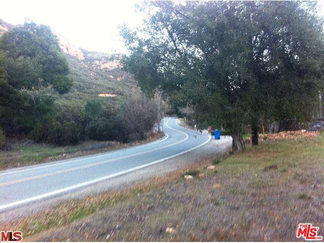 588 E Carlisle Rd, Thousand Oaks, United States 91361