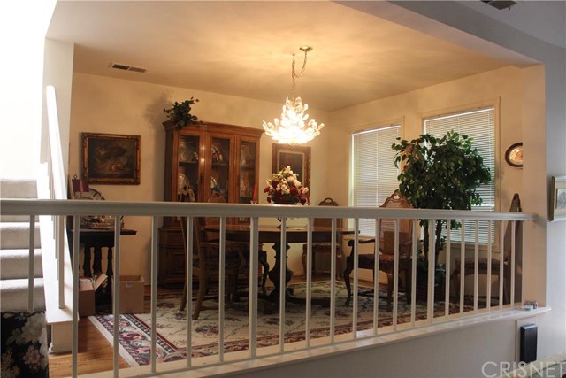 20950 Oxnard Street, Woodland Hills, CA 91367
