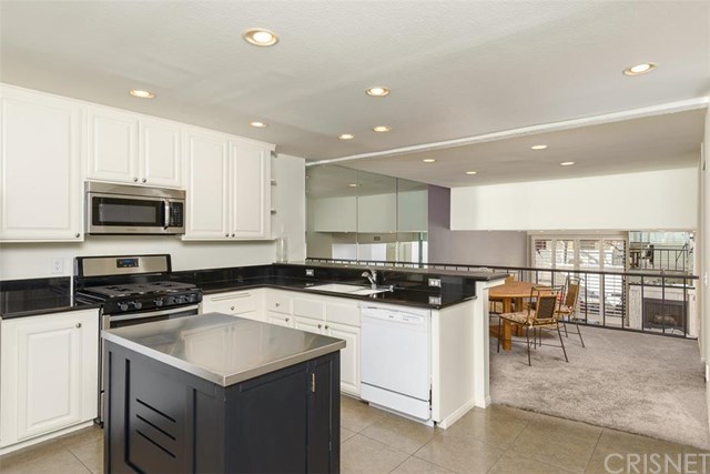6245 Randi Avenue, Woodland Hills, CA 91367