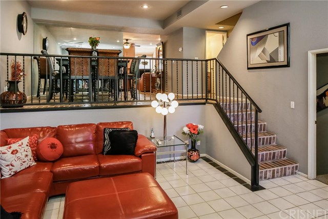 5721 Topanga Canyon Boulevard, Woodland Hills, CA 91367
