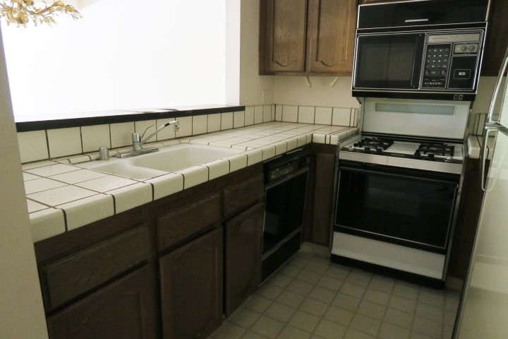 21650 Burbank Blvd Unit 118Woodland Hills, CA, 91367Los Angeles County