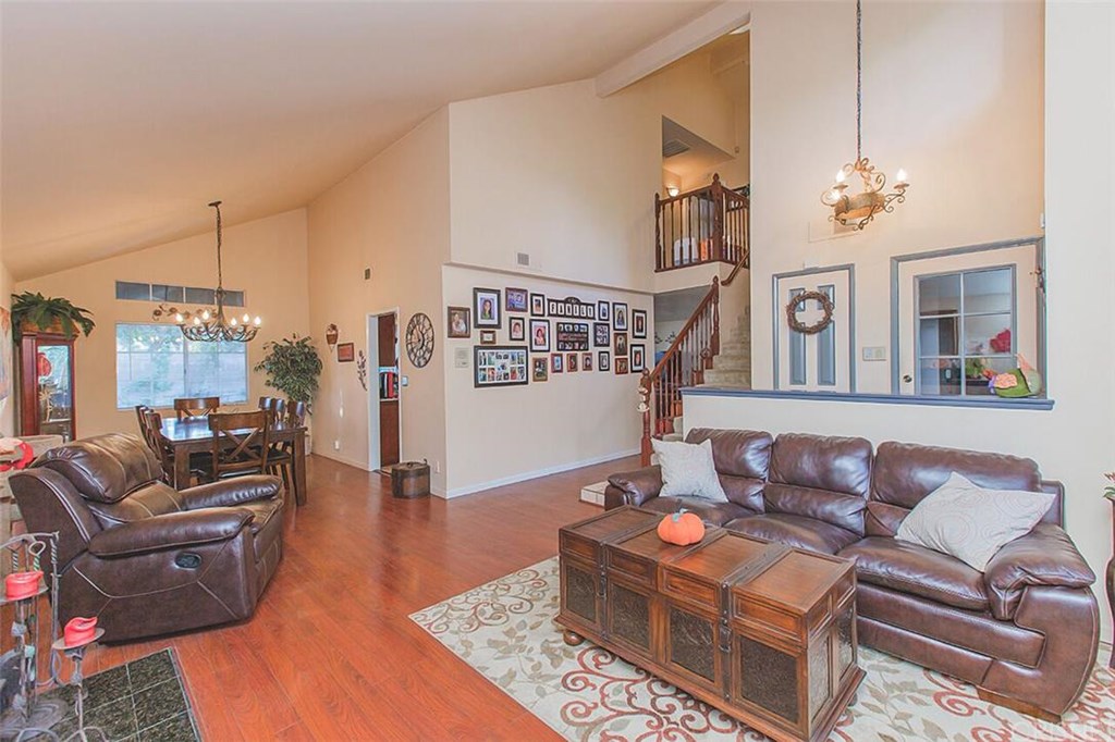 22232 Dolorosa Street, Woodland Hills, CA 91367