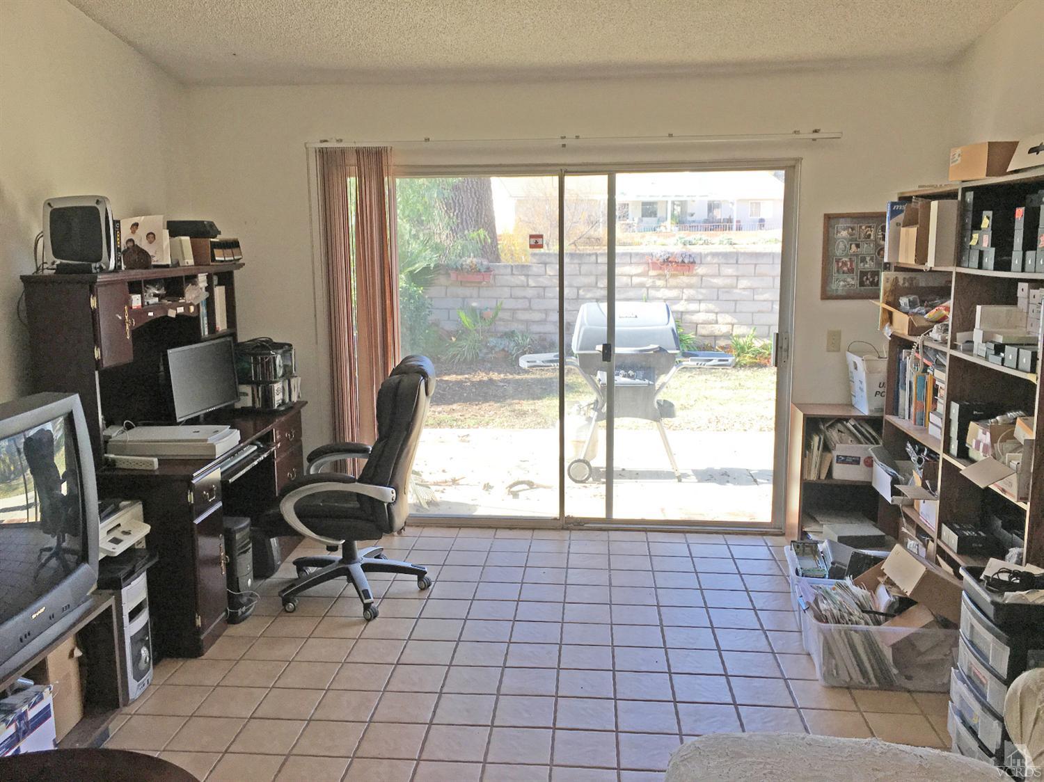 235 North Parkview Drive, Oak Park, CA 91377