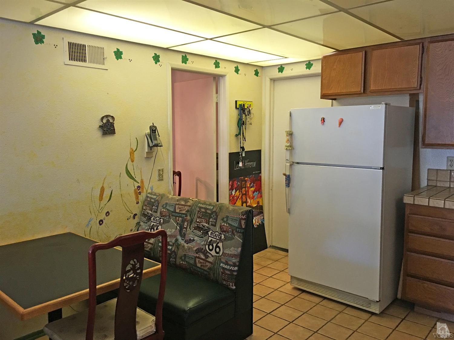 235 North Parkview Drive, Oak Park, CA 91377