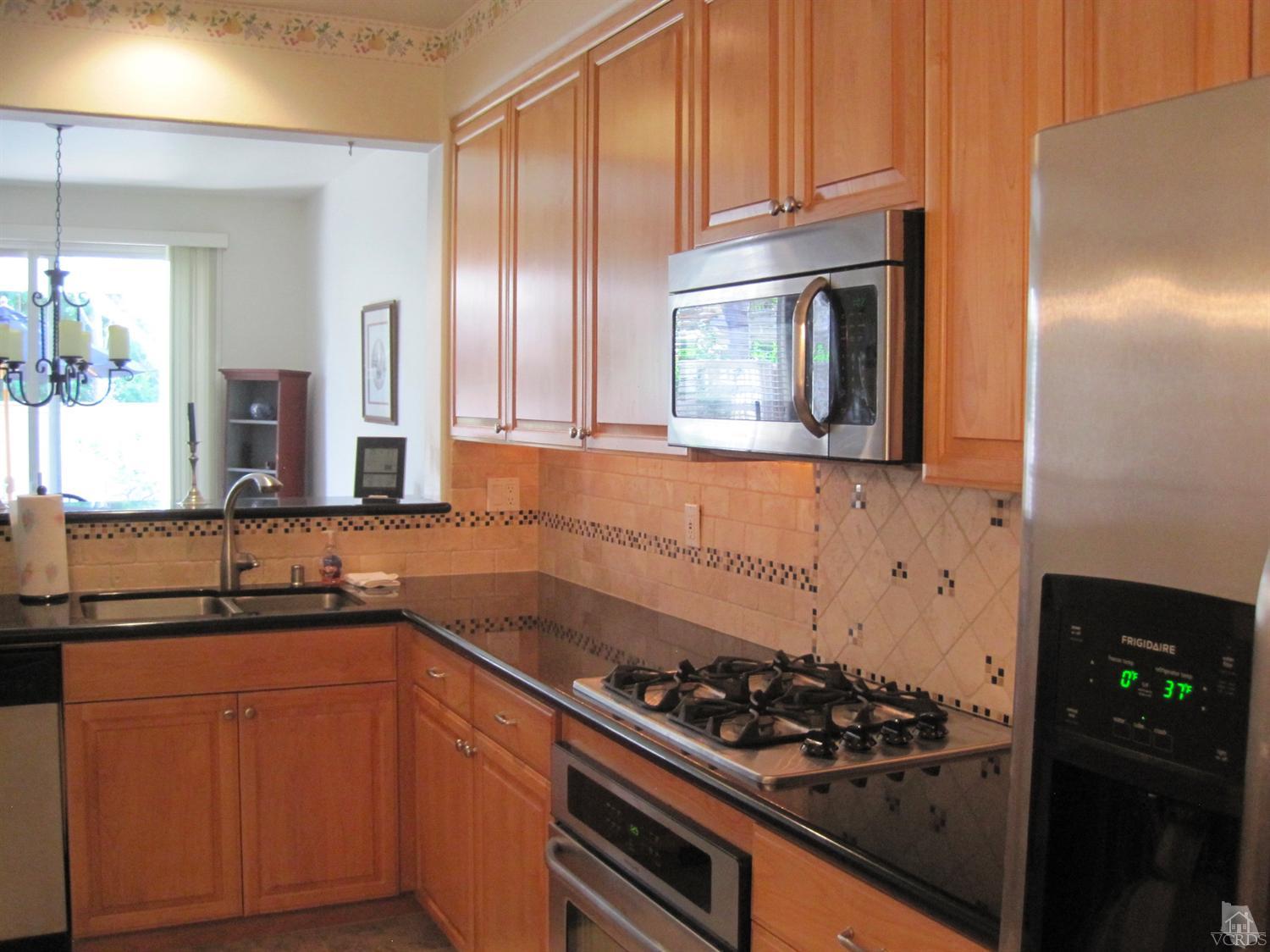 429 Zeno Way, Oak Park, CA 91377