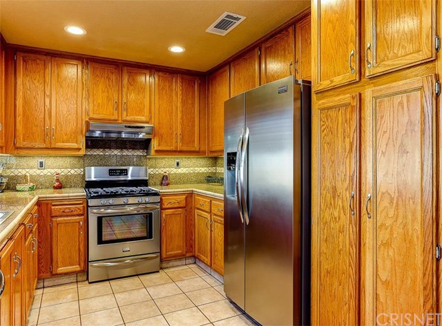 25465 Chisom Lane, Stevenson Ranch, CA 91381