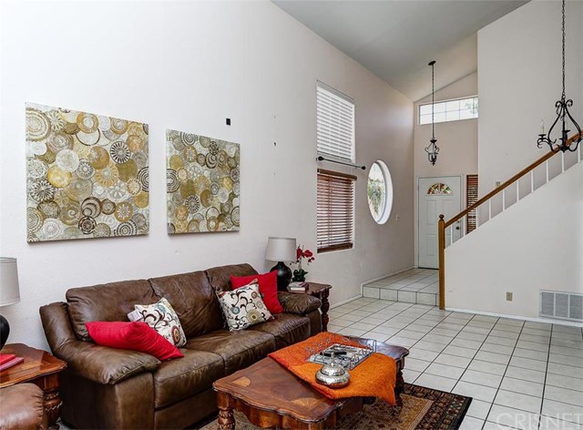 25826 Dickens Court, Stevenson Ranch, CA 91381