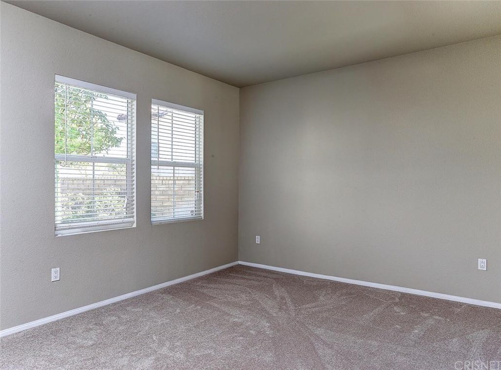 28246 Picadilly Place, Castaic, CA 91384