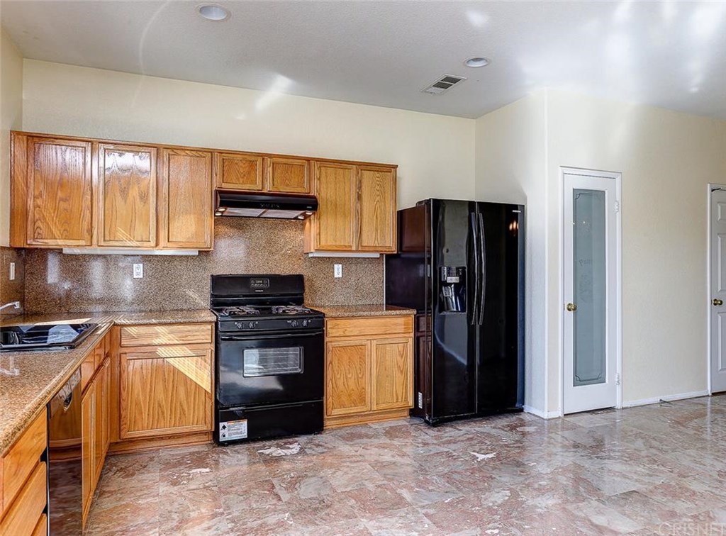 28246 Picadilly Place, Castaic, CA 91384