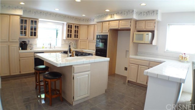 28628 Applewood Lane, Castaic, CA 91384