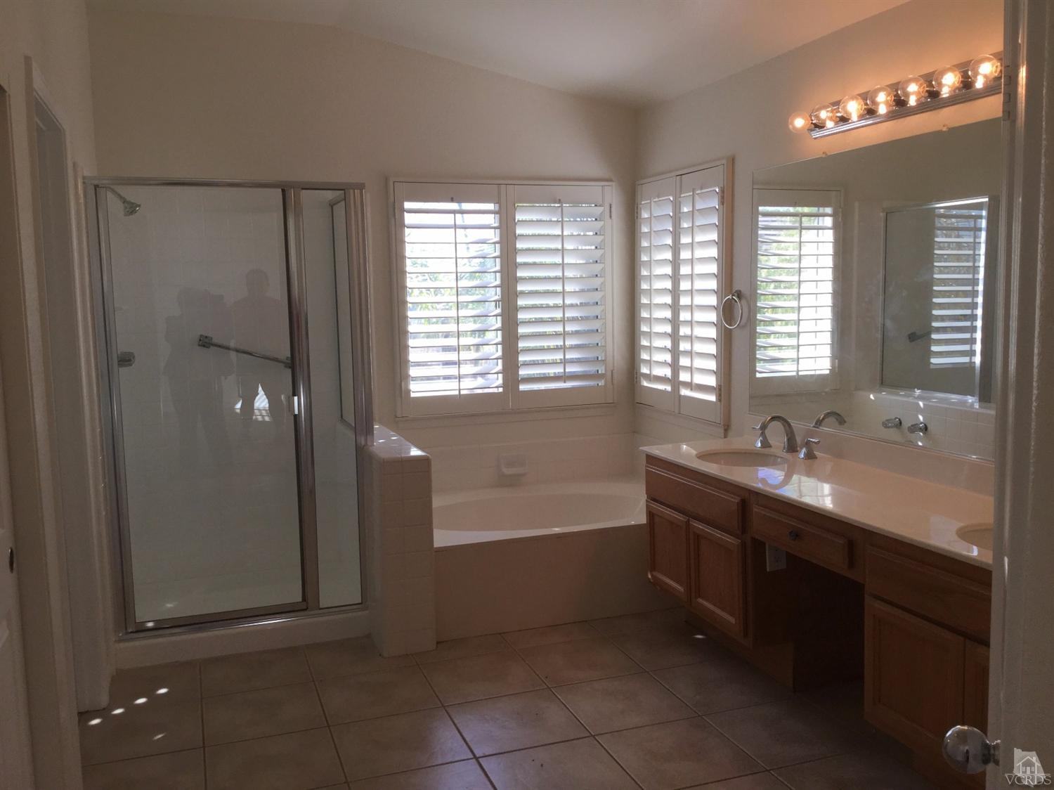 30643 Yosemite Drive, Castaic, CA 91384