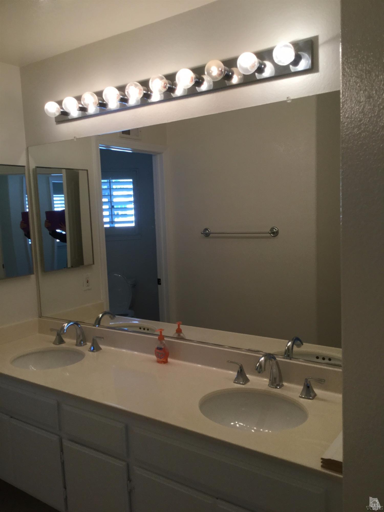 30643 Yosemite Drive, Castaic, CA 91384