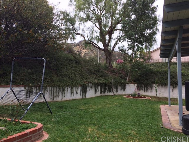 27703 Rainier Road, Castaic, CA 91384