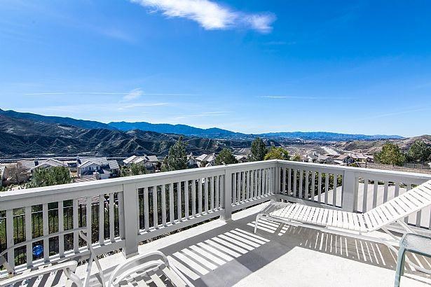 14210 Everglades Court, Canyon Country, CA 91387