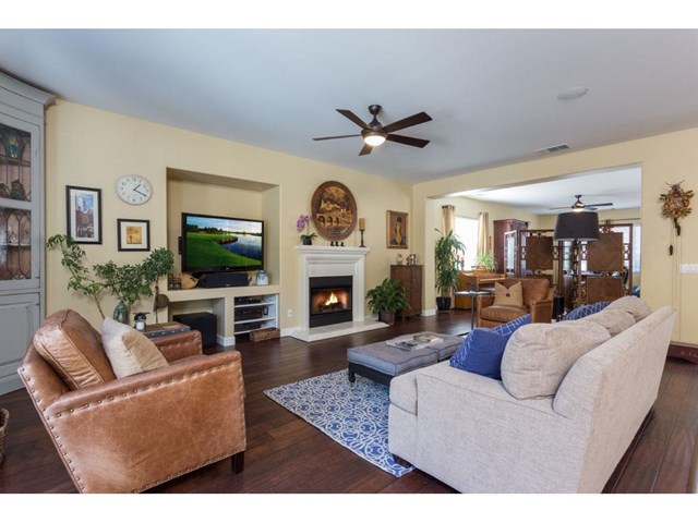 29524 Big Bend Place, Canyon Country, CA 91387