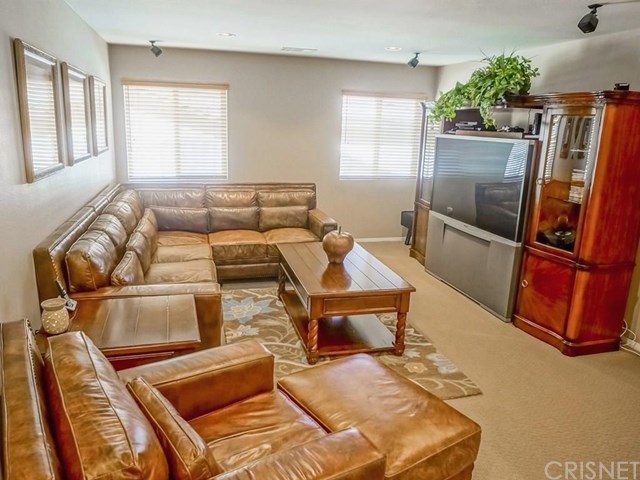 27138 Cherry Laurel Place, Canyon Country, CA 91387