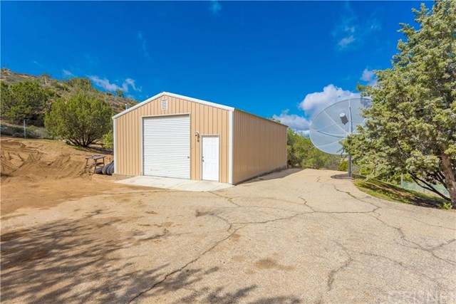 7270 Michael Street, Agua Dulce, CA 91390